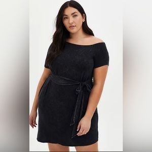 Torrid Super Soft Dress - off the shoulder Size 2 XXL